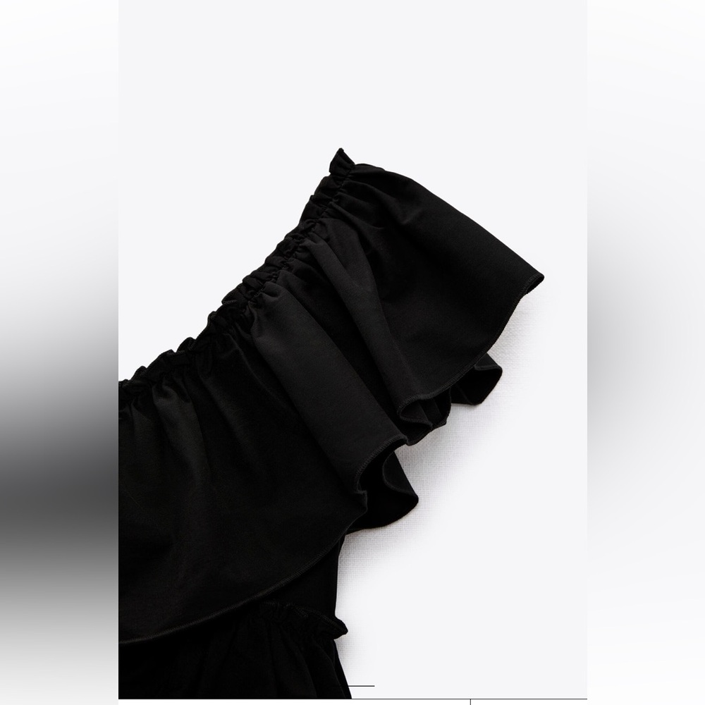 Zara • Ruffle top • Small - Picture 6 of 9